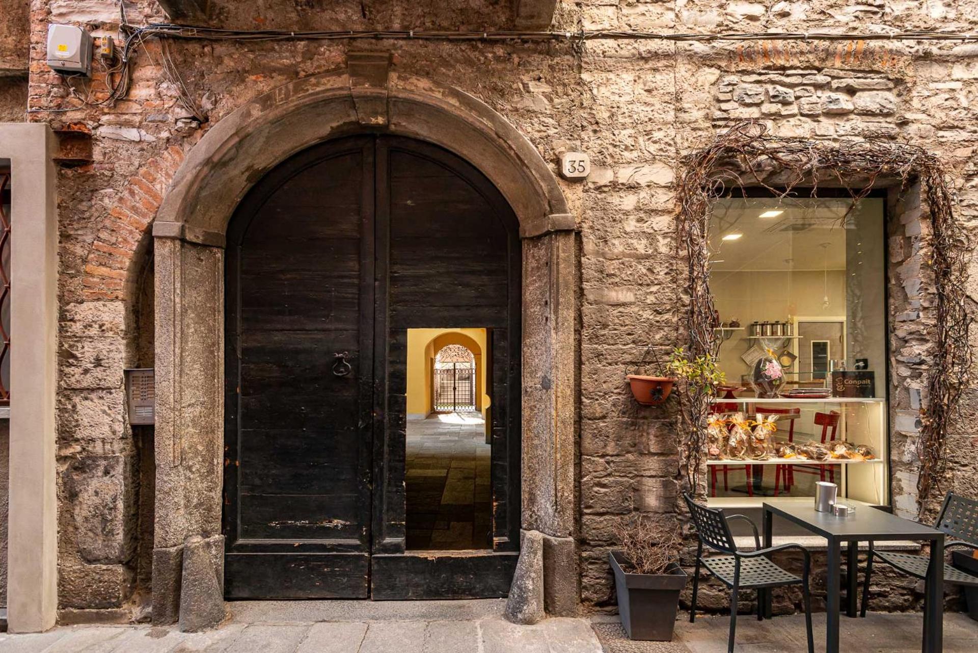 Appartamento Tivano In Centro Storico Como Exterior photo